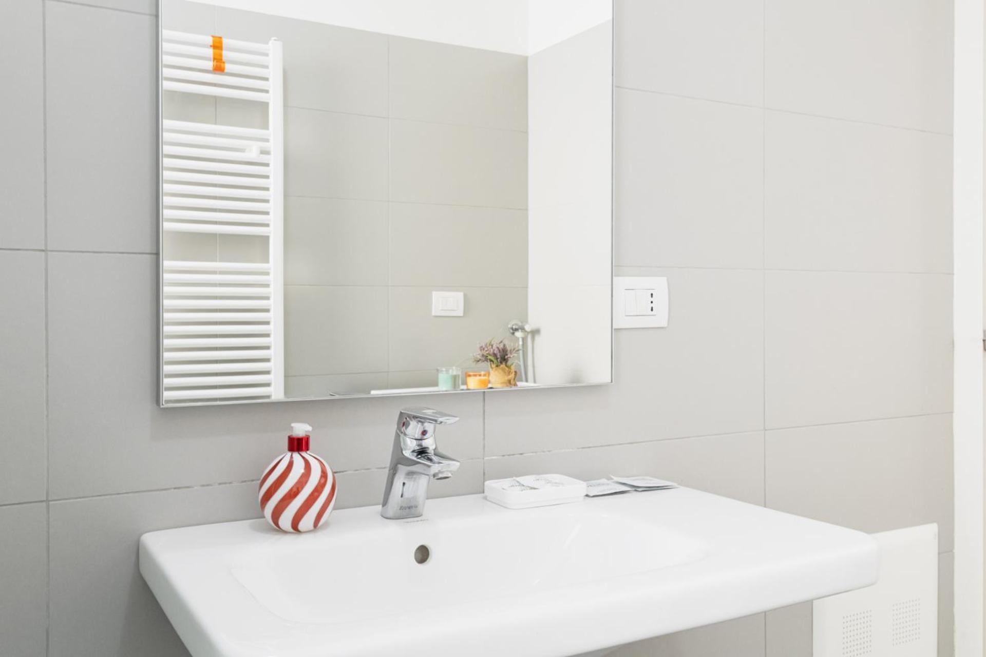 Ferienwohnung Easylife - Stile E Comfort Sui Navigli Mailand Exterior foto